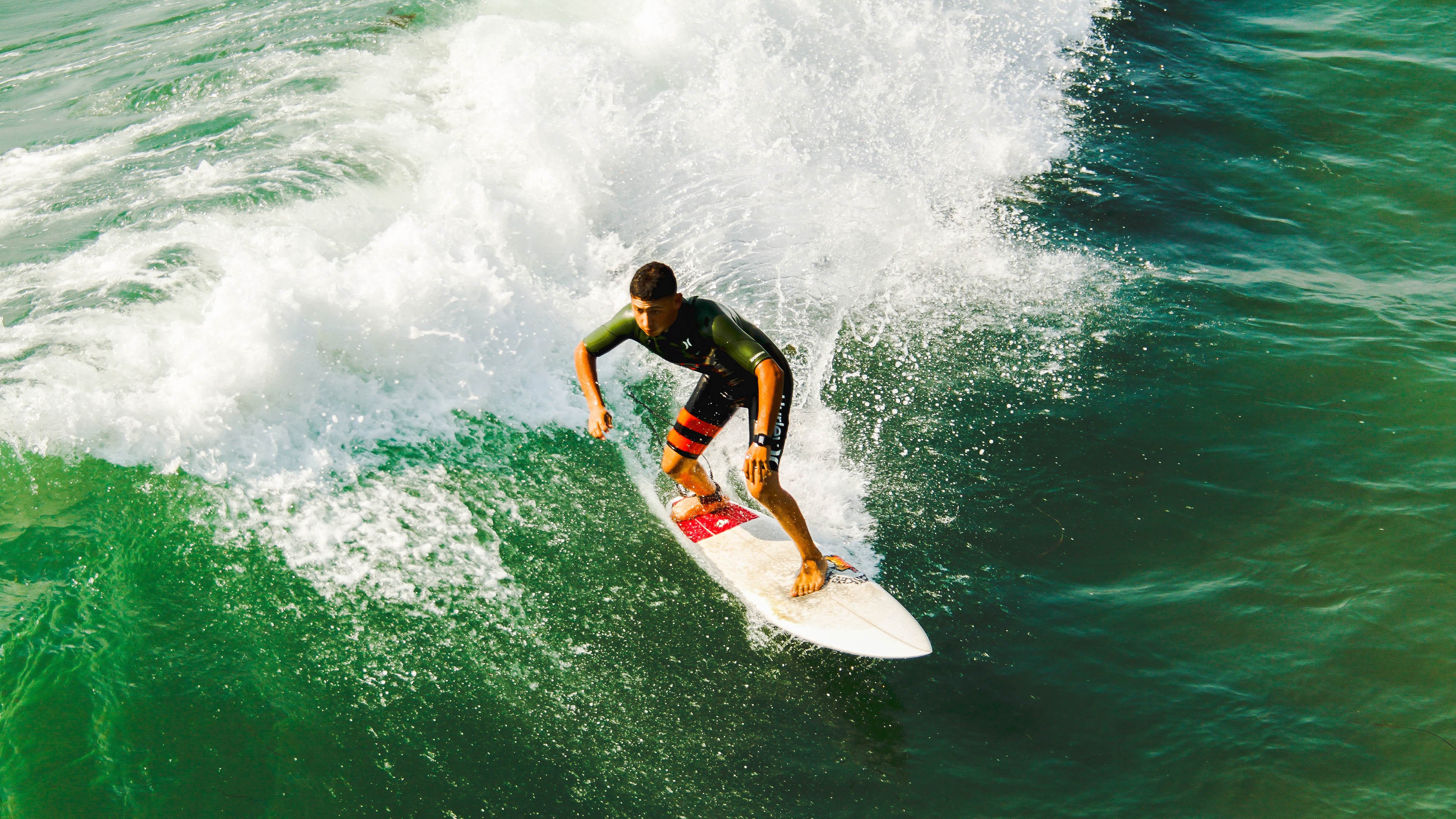 世界扑克大赛（WSOP）主赛事 冠军奖金达千万美元 中国选手打入决赛桌